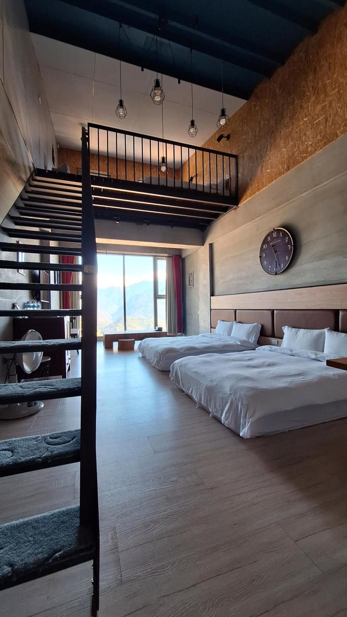 Moose & Squirrel Bed & Breakfast Renai Dış mekan fotoğraf
