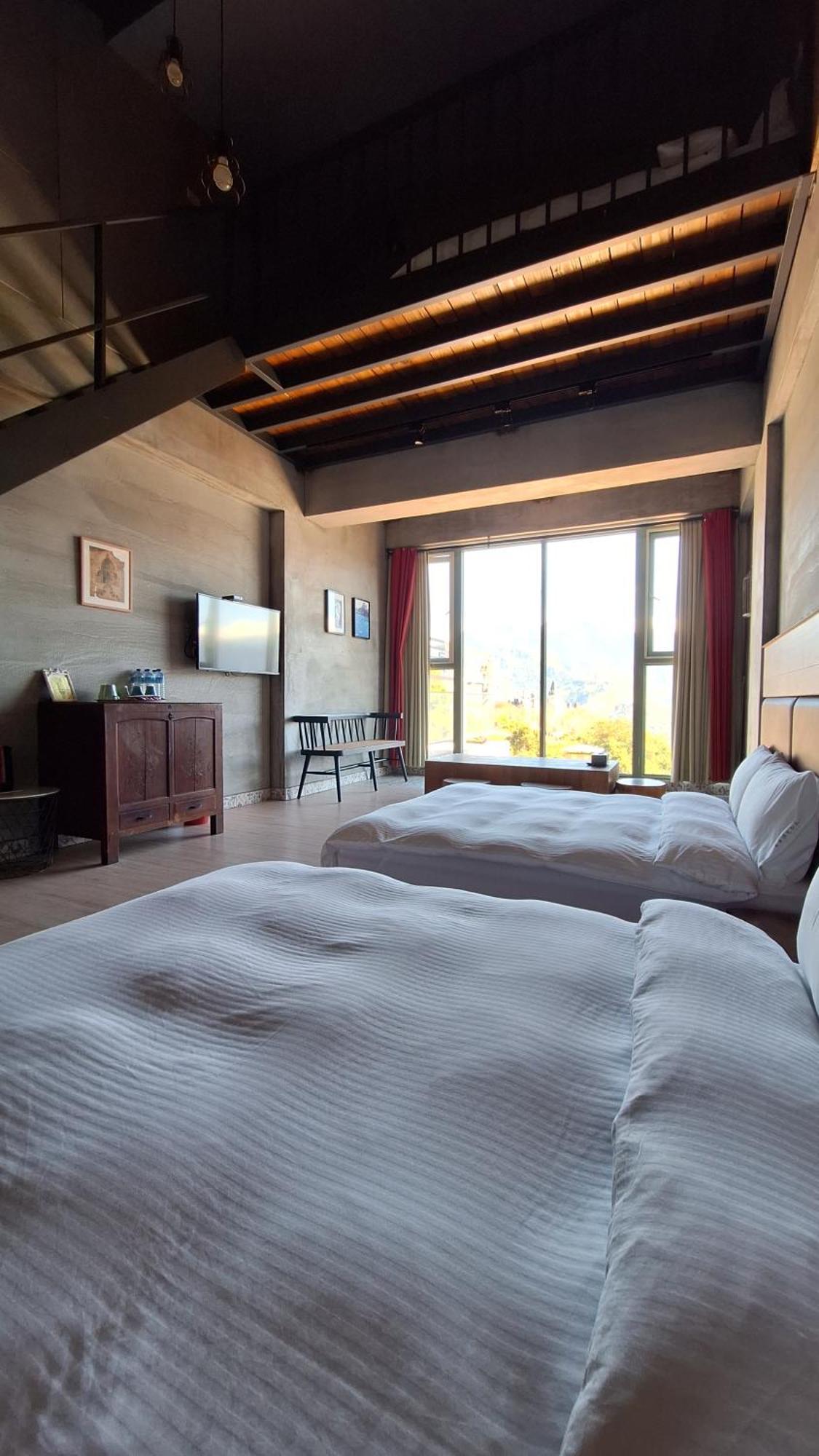 Moose & Squirrel Bed & Breakfast Renai Dış mekan fotoğraf