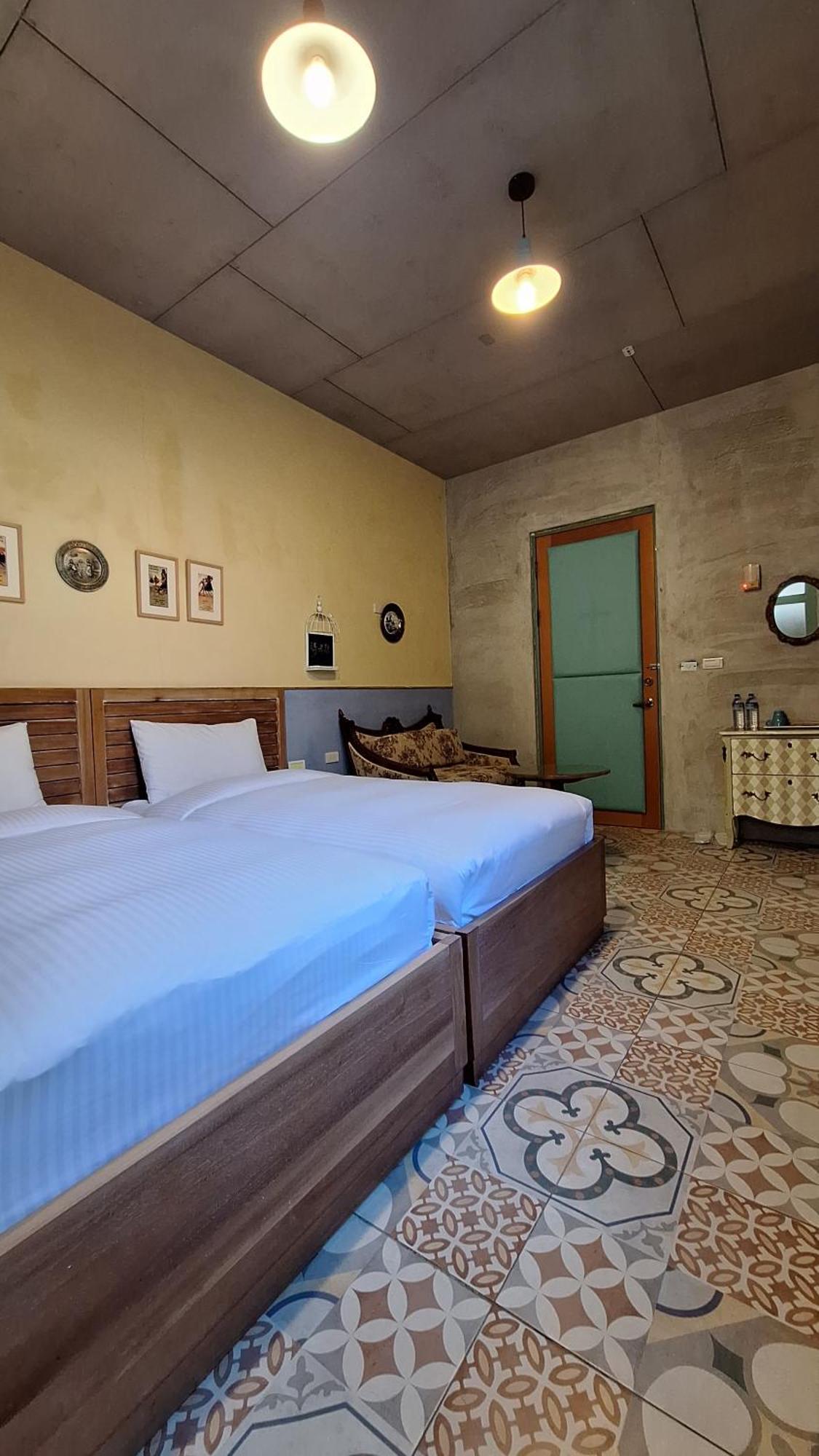 Moose & Squirrel Bed & Breakfast Renai Dış mekan fotoğraf